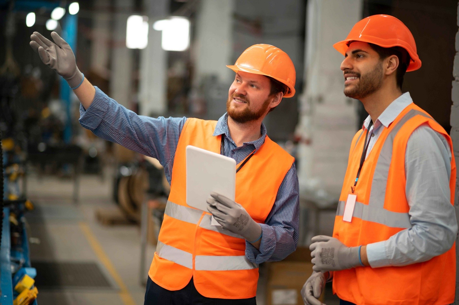 How to Choose the Right Hi Vis Workwear for Different Work Environments